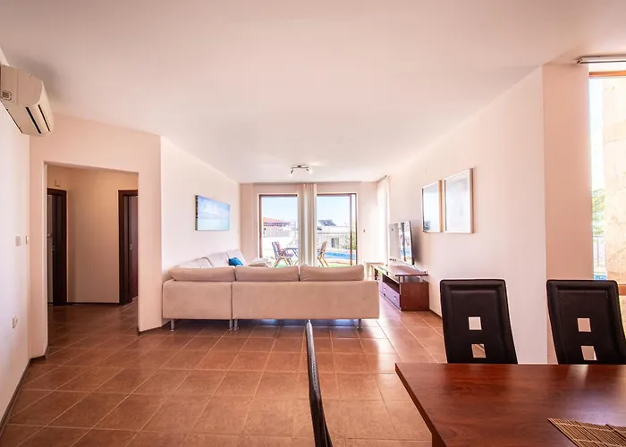 Belissima סבטי ולאס